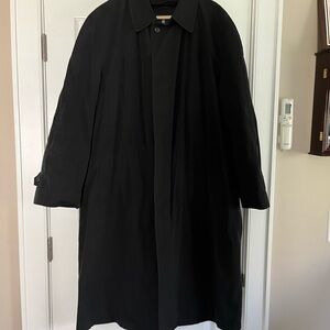 Men’s London Fog trenchcoat